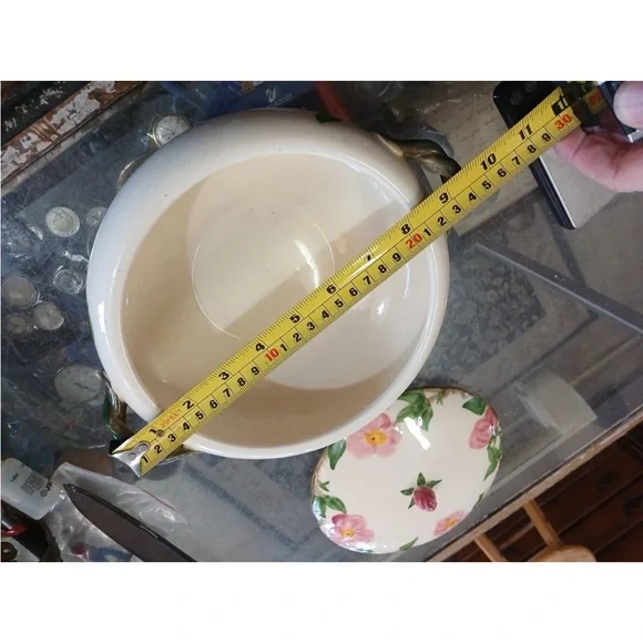 VTG Franciscan "Dessert Rose" Casserole Vegetable Dish w / Lid Exc. Chip Free - Picture 4 of 5